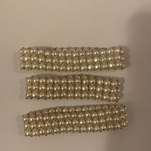 3 individual pearl bracelets sold together